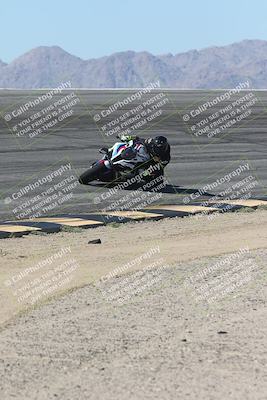 media/Oct-13-2025-Moto Forza (Mon) [[a66d839500]]/4-C Group/Session 2 (Bowl)/